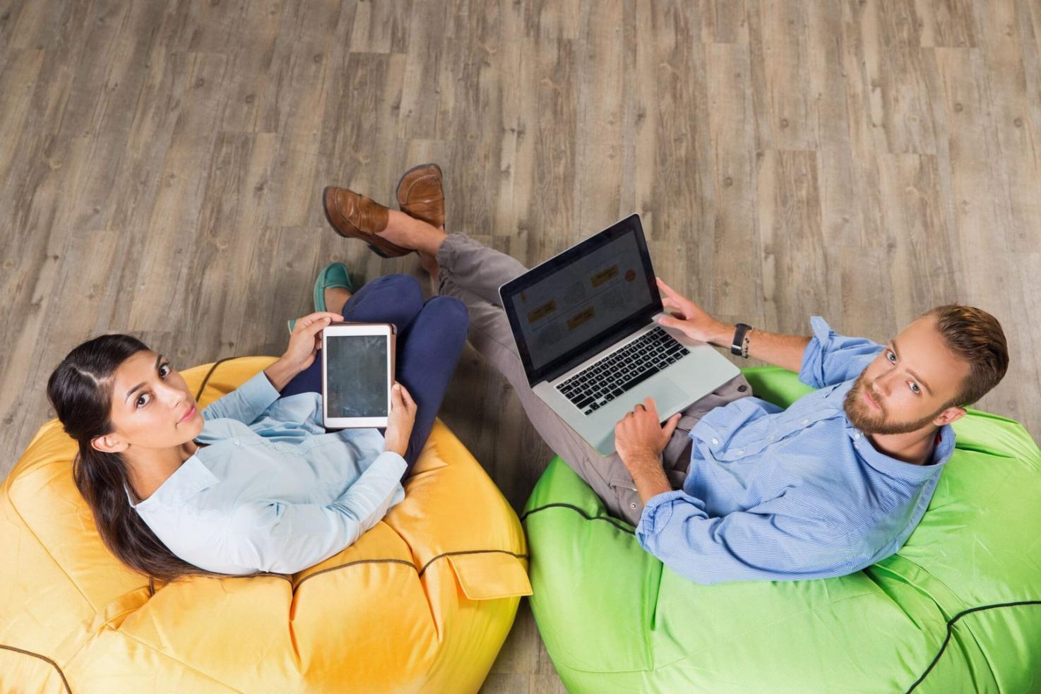 Teilnehmer bei einer Gruppendiskussion